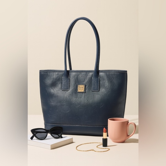 Dooney Bourke Handbags - Dooney & Bourke Lexington Tote